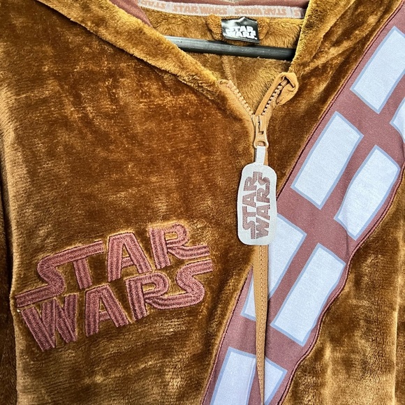 Star wars chewbaca Brown Furry Hooded Onesie with Bandolier Accent - Picture 3 of 10